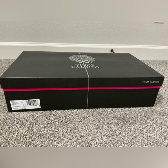 Vince Camuto Black Heeled Chelsey Boots - Picture 2 of 11